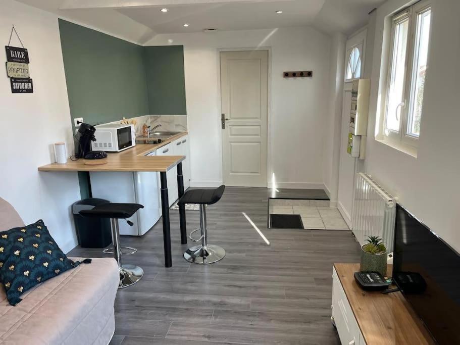 Petite Maisonnette Proche De Giverny Bonnieres-sur-Seine Bagian luar foto